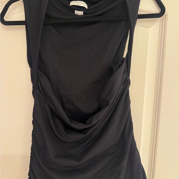 Black Sleeveless Top Aritzia Flourish Contour - Picture 3 of 4